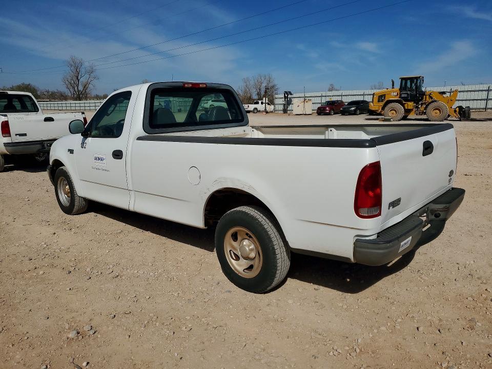 صورة رقم 2 من المزاد - 2003 FORD F150 مع VIN 1FTRF17283NB72125