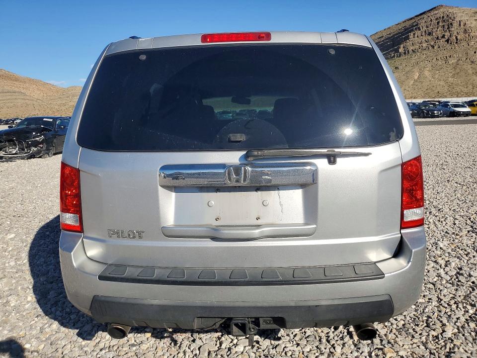Photo 6 from auction – 2011 HONDA PILOT with VIN 5FNYF3H56BB036850