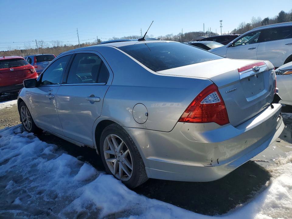 Photo 2 from auction – 2010 FORD FUSION with VIN 3FAHP0JA7AR319649