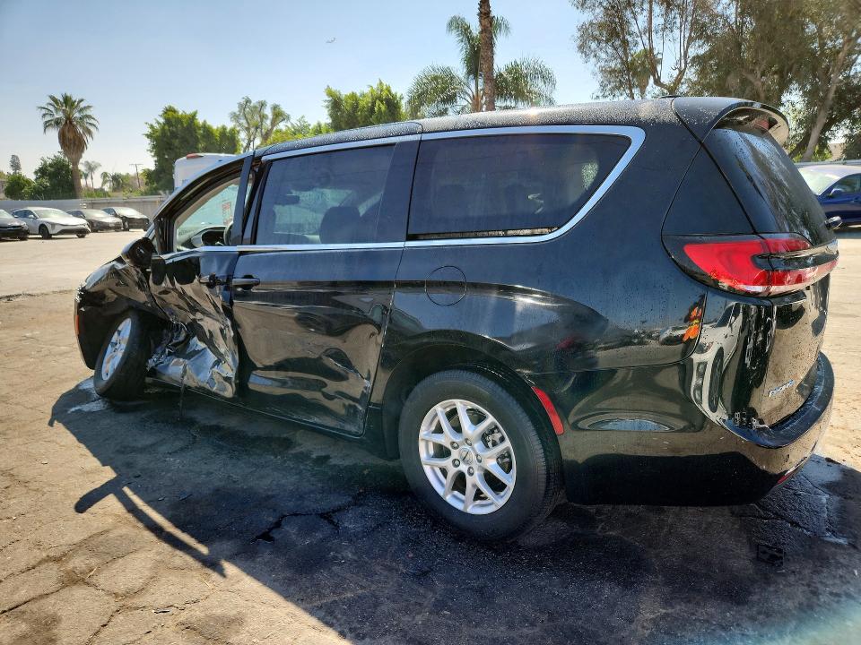Снимка 2 от търг – 2024 CHRYSLER PACIFICA с VIN 2C4RC1BG9RR178796