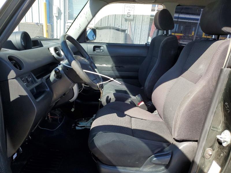 Photo 7 from auction – 2004 SCION XB with VIN JTLKT334940135388