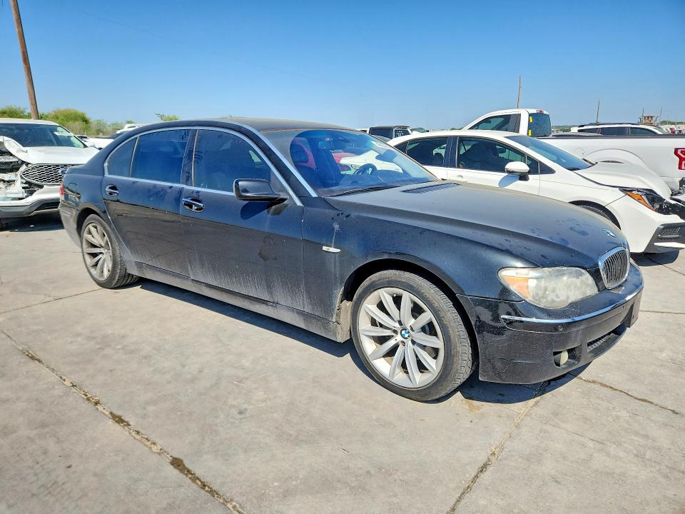 Photo 4 from auction – 2007 BMW 750 with VIN WBAHN83577DT69853