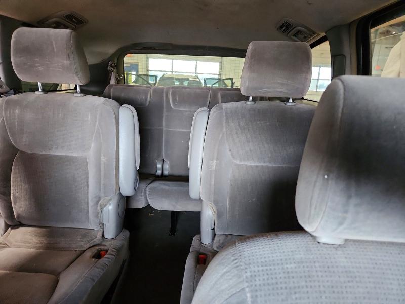 Photo 10 from auction – 2004 TOYOTA SIENNA with VIN 5TDZA23C04S040460