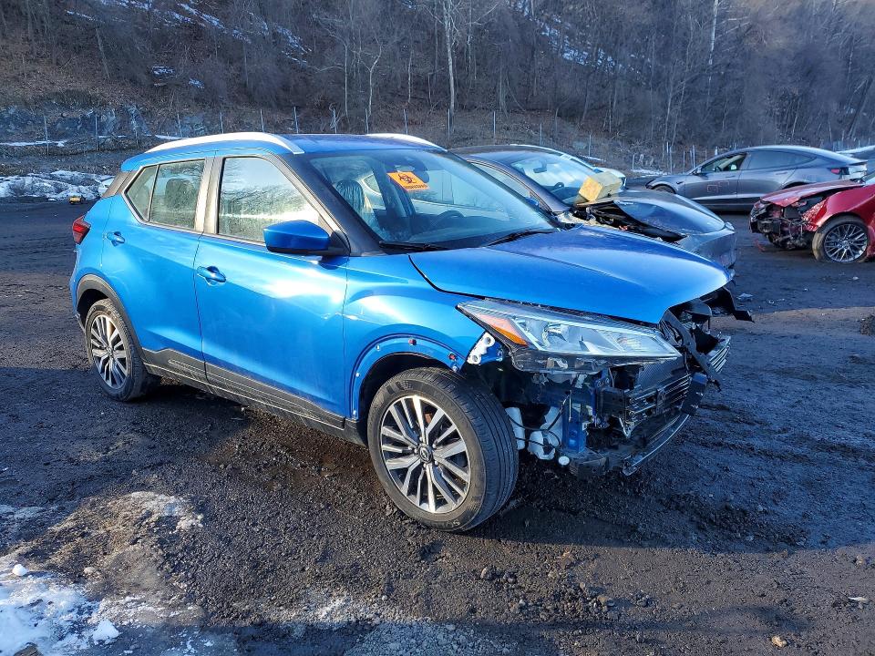 Photo 4 from auction – 2022 NISSAN KICKS with VIN 3N1CP5CV4NL497872
