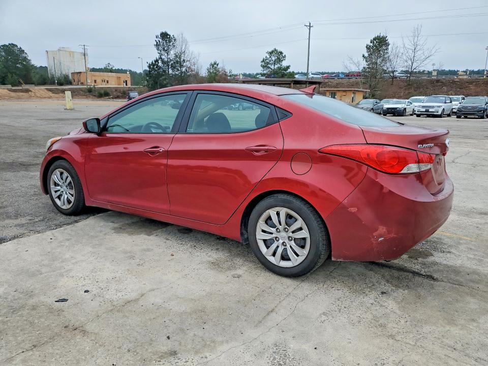 Photo 2 from auction – 2013 HYUNDAI ELANTRA with VIN 5NPDH4AE0DH366707