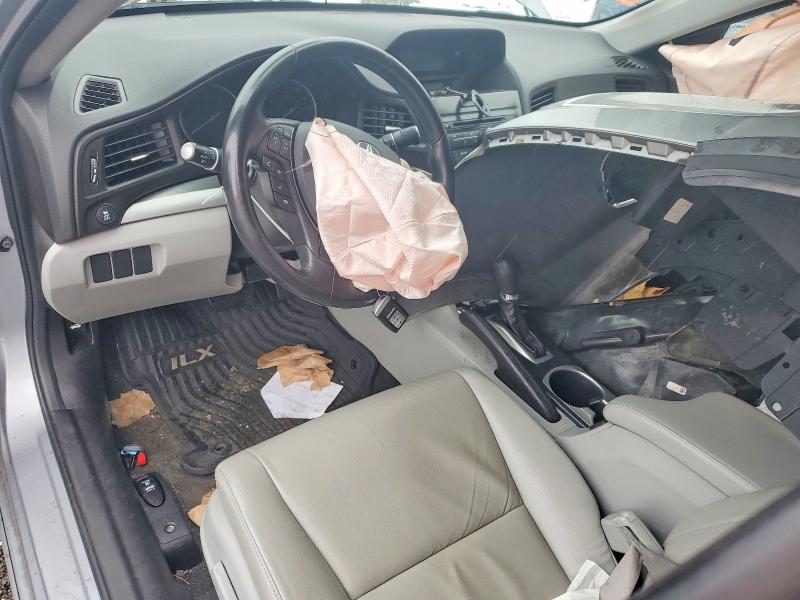 Photo 8 from auction – 2018 ACURA ILX with VIN 19UDE2F46JA004723