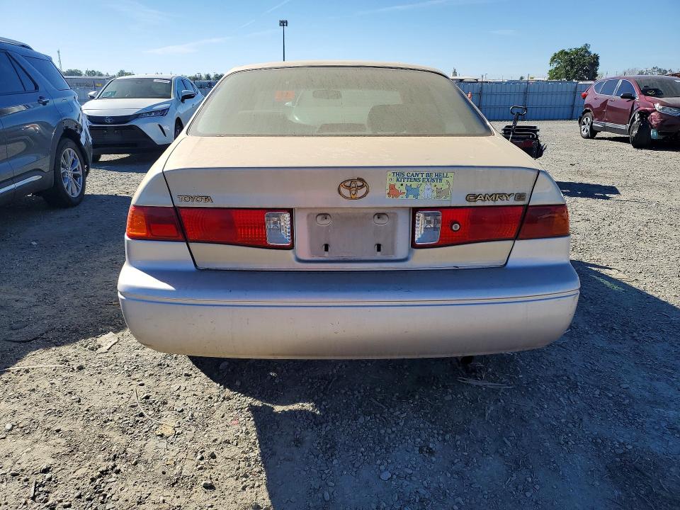 Photo 6 from auction – 2000 TOYOTA CAMRY with VIN JT2BG22K1Y0428128
