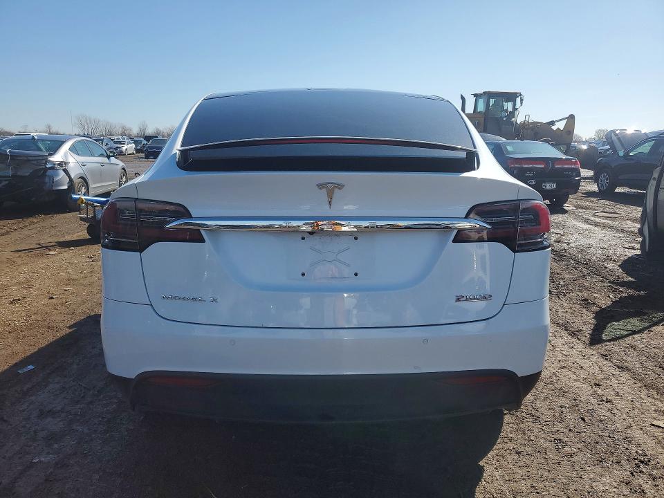 Photo 6 from auction – 2018 TESLA MODEL X with VIN 5YJXCBE41JF133415
