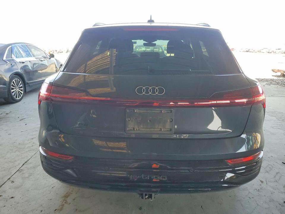 Photo 6 from auction – 2024 AUDI Q8 E-TRON with VIN WA15AAGE1RB045535