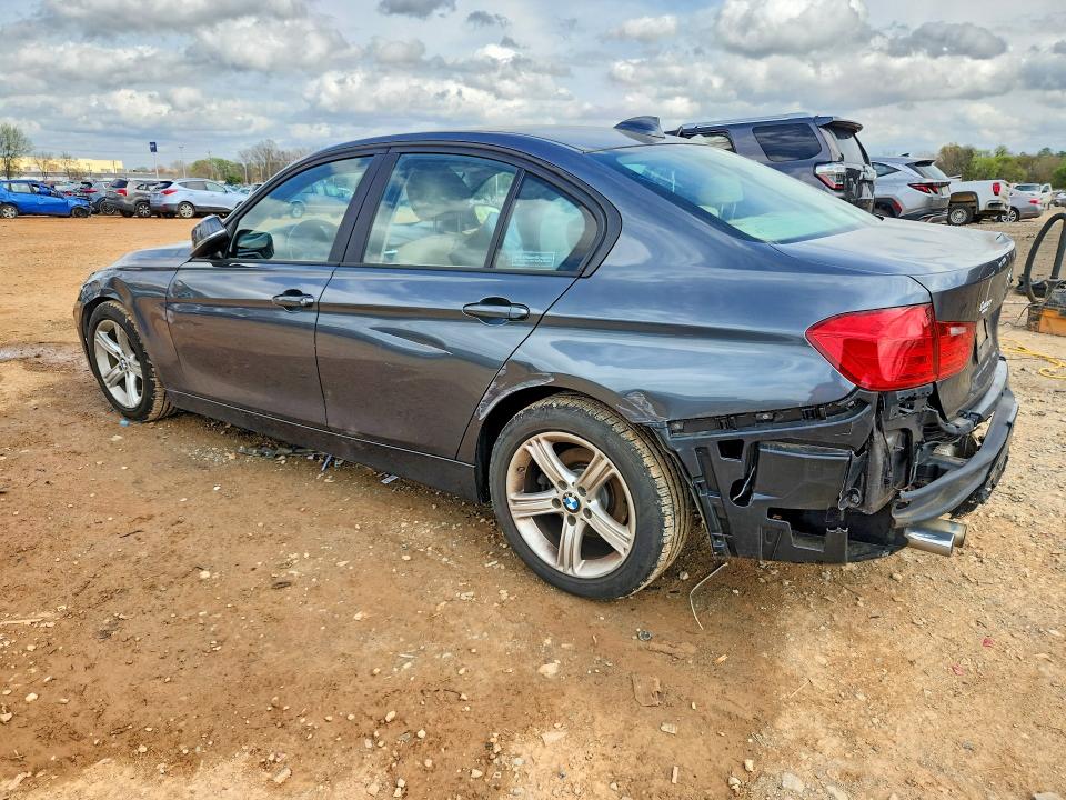 Photo 2 from auction – 2013 BMW 328 with VIN WBA3A5C55DJ461982
