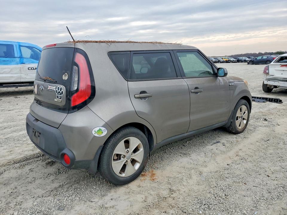 Photo 3 from auction – 2015 KIA SOUL with VIN KNDJP3A58F7227299