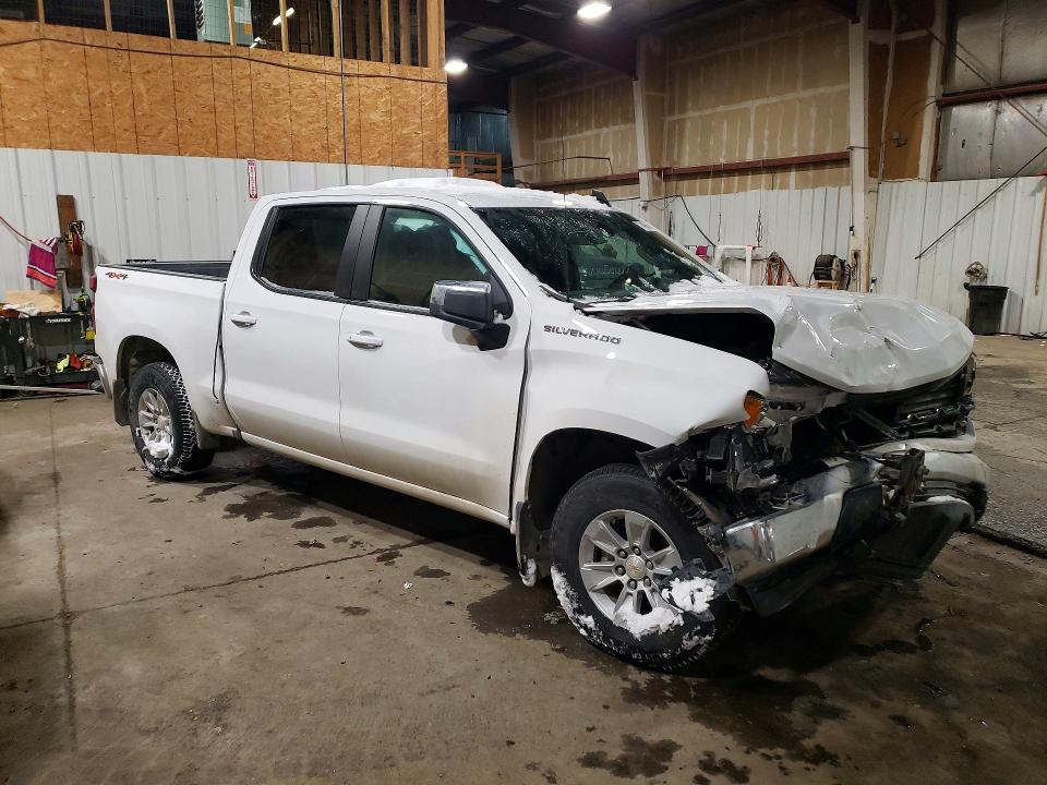 Photo 4 from auction – 2025 CHEVROLET SILVERADO with VIN 1GCUKDED4SZ248006