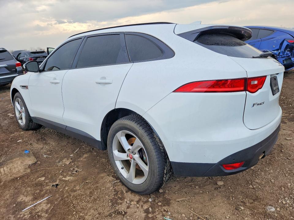 Photo 2 from auction – 2018 JAGUAR F-PACE with VIN SADCJ2FX7JA271647