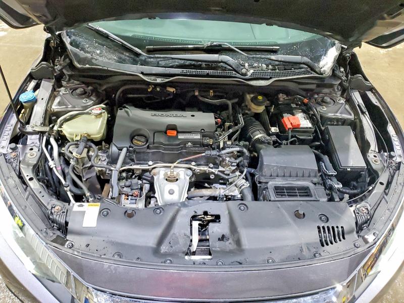 Photo 11 from auction – 2016 HONDA CIVIC with VIN 19XFC2F77GE027747