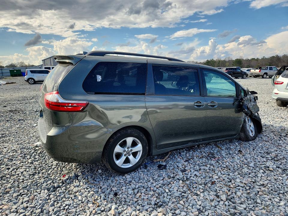 Photo 3 from auction – 2020 TOYOTA SIENNA with VIN 5TDKZ3DC0LS028371