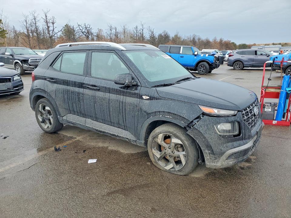 Photo 4 from auction – 2024 HYUNDAI VENUE with VIN KMHRC8A32RU286134