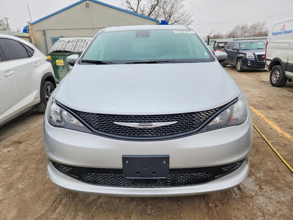 Photo 5 from auction – 2023 CHRYSLER VOYAGER with VIN 2C4RC1CG3PR597609