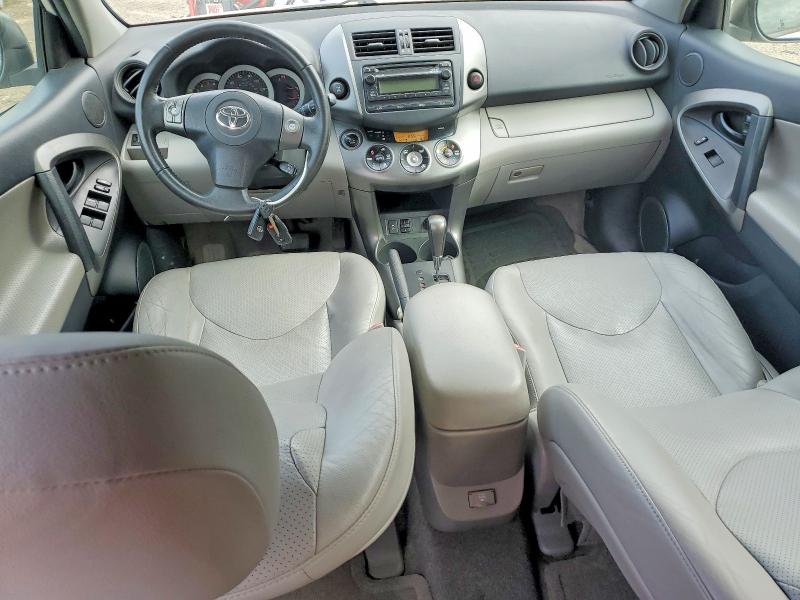 Photo 8 from auction – 2012 TOYOTA RAV4 with VIN 2T3DF4DV7CW201617