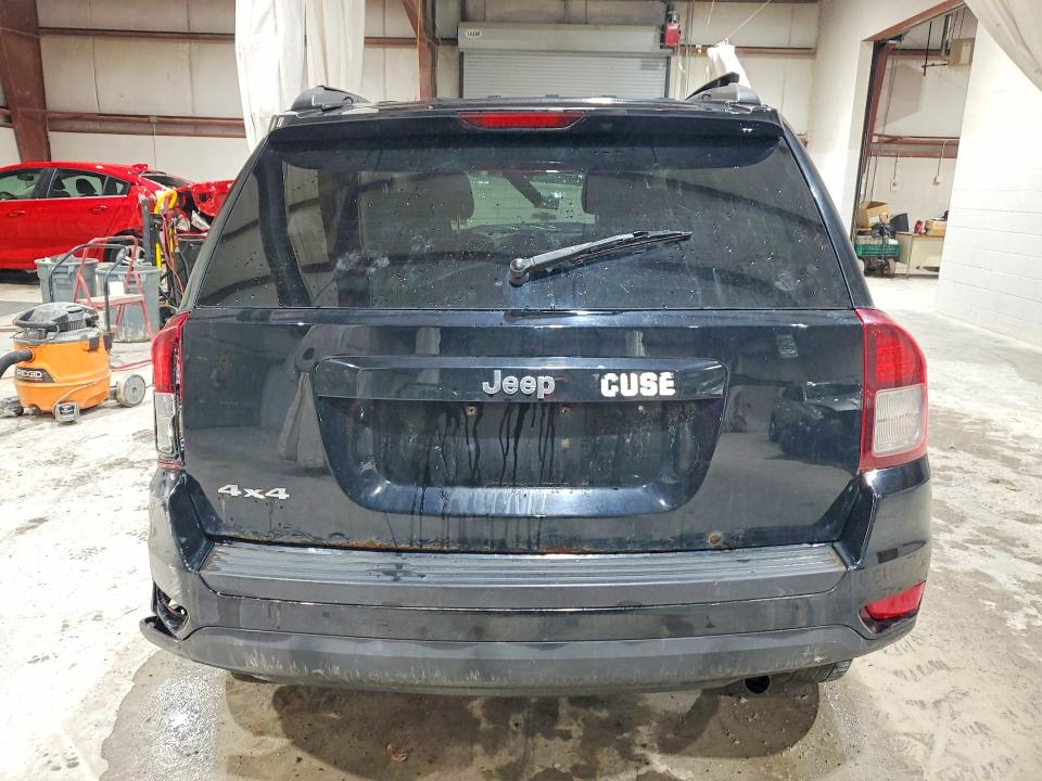 Photo 6 from auction – 2014 JEEP COMPASS with VIN 1C4NJDBB9ED828430