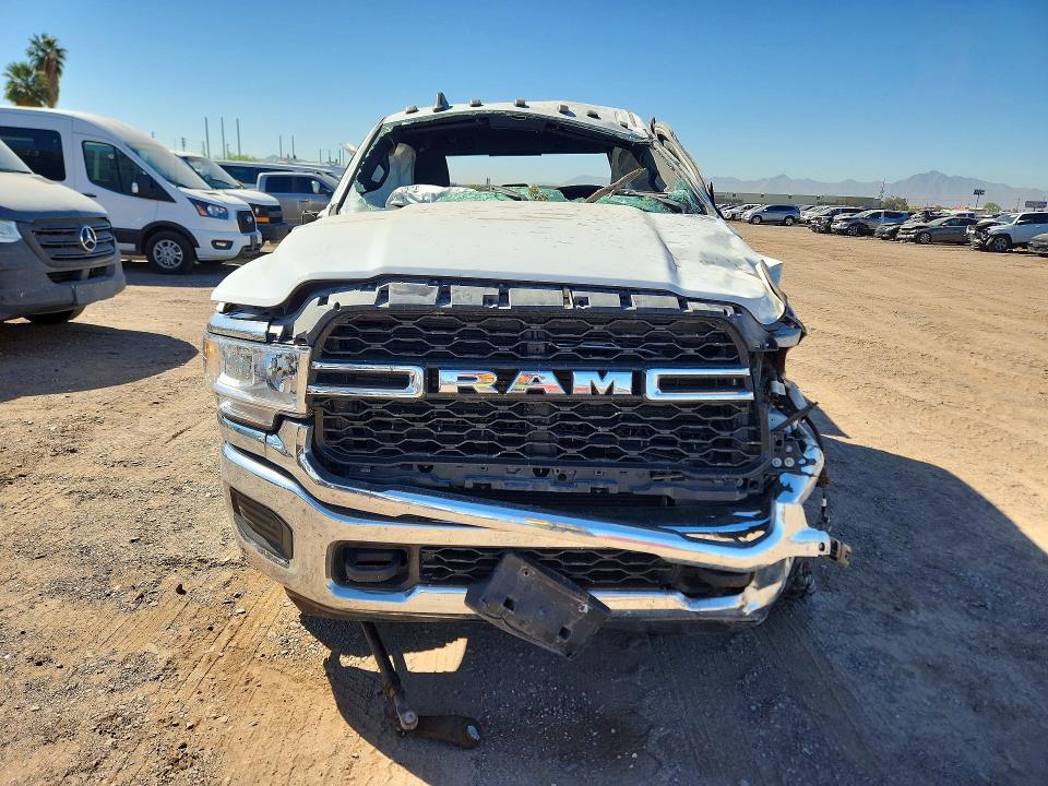 Photo 5 from auction – 2021 RAM 2500 with VIN 3C6UR5CL1MG658431