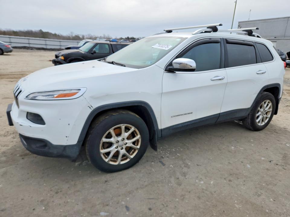 JEEP CHEROKEE 2015 with VIN 1C4PJMCS9FW704235 - Photo from auction