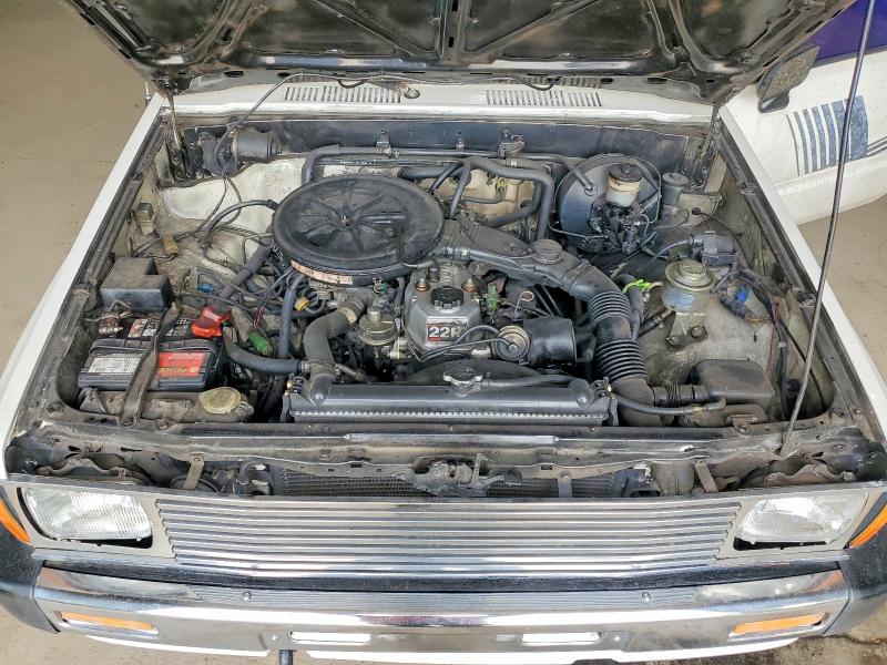 Photo 11 from auction – 1987 TOYOTA PICKUP with VIN JT4RN63R8H0178188