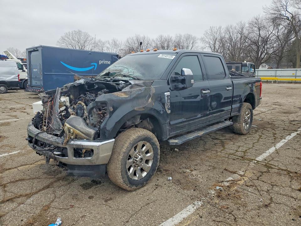 FORD F350 2017 with VIN 1FT8W3B67HEC61502 - Photo from auction