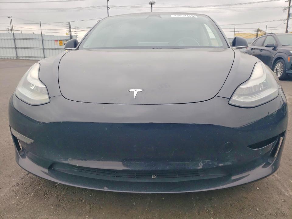 Photo 5 from auction – 2018 TESLA MODEL 3 with VIN 5YJ3E1EB0JF187659