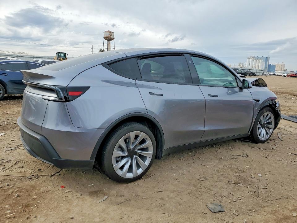 Photo 3 from auction – 2026 TESLA Y with VIN 7SAYGDED0TF462794