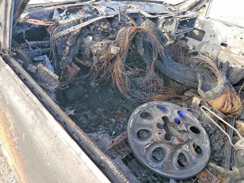 Photo 8 from auction – 2005 CHEVROLET SUBURBAN with VIN 3GNFK16Z05G156310