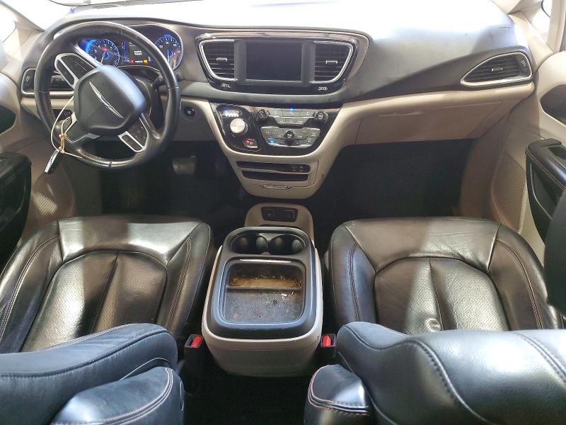 Photo 8 from auction – 2020 CHRYSLER PACIFICA with VIN 2C4RC1BG0LR274176