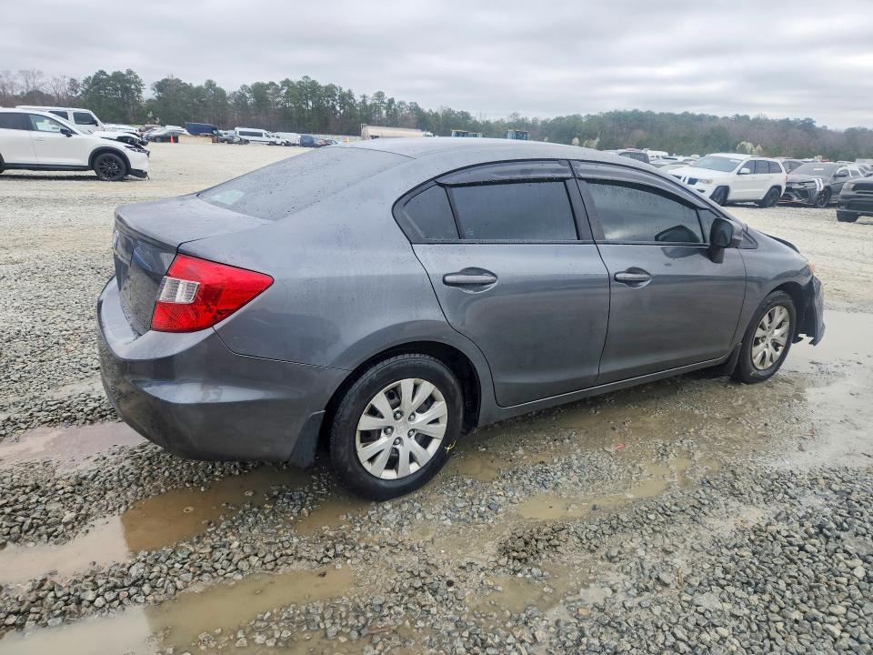 Photo 3 from auction – 2012 HONDA CIVIC with VIN 19XFB2F57CE003539