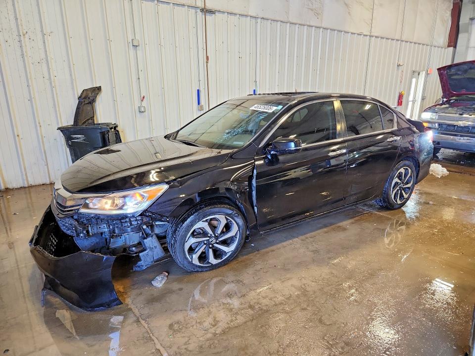 Photo 1 from auction – 2016 HONDA ACCORD with VIN 1HGCR2F05GA079161