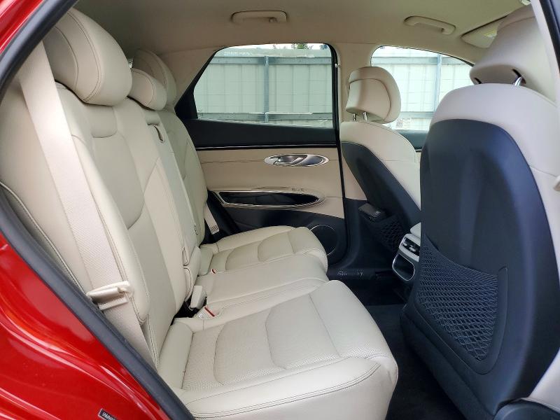 Photo 11 from auction – 2025 GENESIS GV70 with VIN 5NMMADTBXSH027065