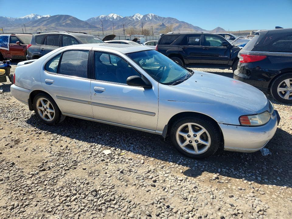 Photo 4 from auction – 2000 NISSAN ALTIMA with VIN 1N4DL01D4YC245376