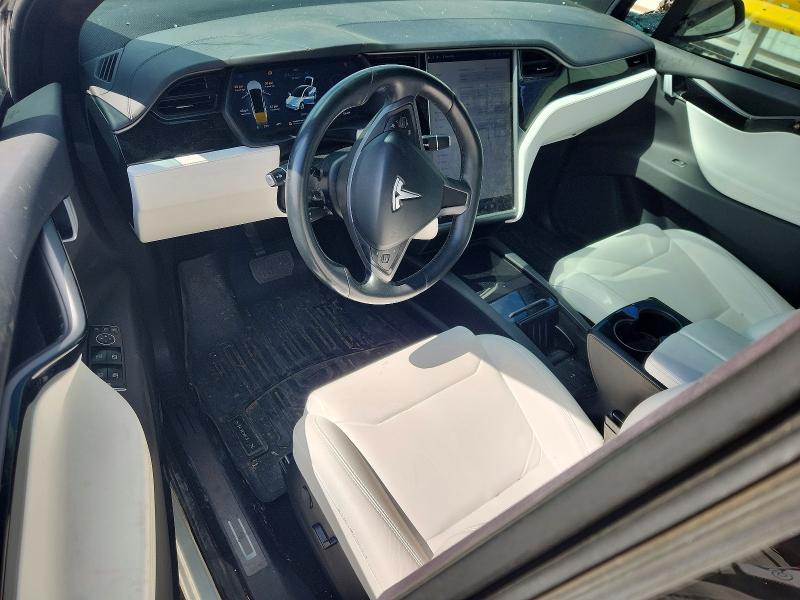 Photo 8 from auction – 2018 TESLA MODEL X with VIN 5YJXCAE29JF103734