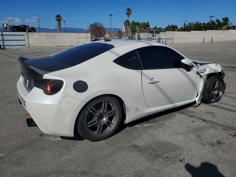 Photo 3 from auction – 2013 SUBARU BRZ with VIN JF1ZCAB11D1603023