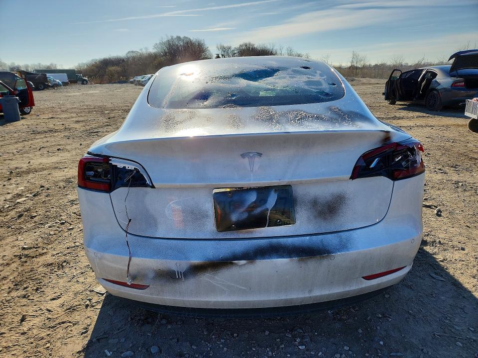 Photo 6 from auction – 2021 TESLA MODEL 3 with VIN 5YJ3E1EA5MF987062