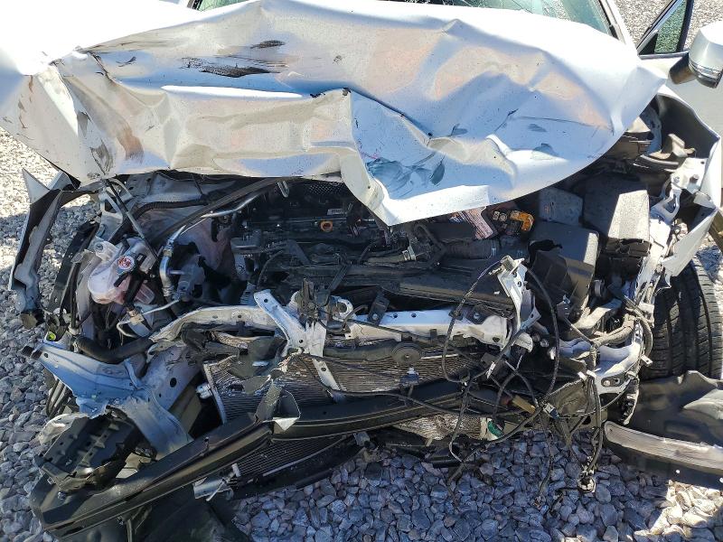 Photo 11 from auction – 2022 TOYOTA COROLLA CROSS with VIN 7MUDAAAG0NV007640