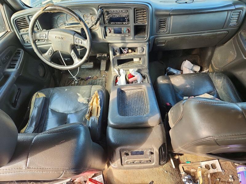 Photo 8 from auction – 2005 GMC SIERRA with VIN 1GTHK23285F946325