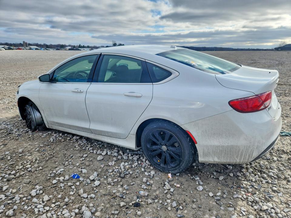 Photo 2 from auction – 2016 CHRYSLER 200 with VIN 1C3CCCAB7GN177667