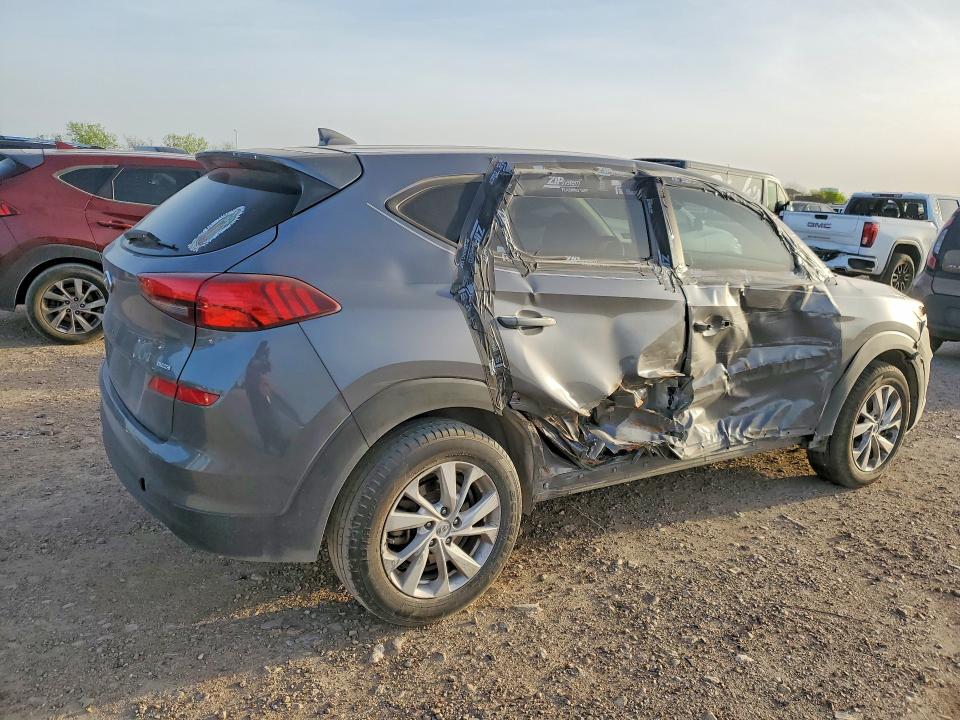 Photo 3 from auction – 2019 HYUNDAI TUCSON with VIN KM8J2CA46KU951926