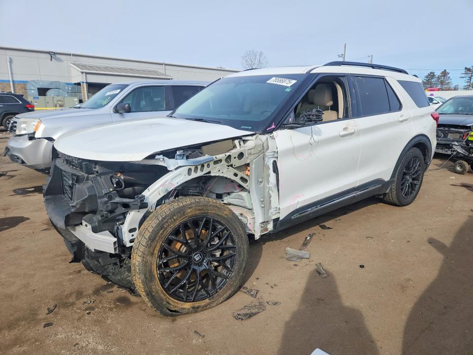 FORD EXPLORER 2021 with VIN 1FMSK8DH6MGB10691 - Photo from auction