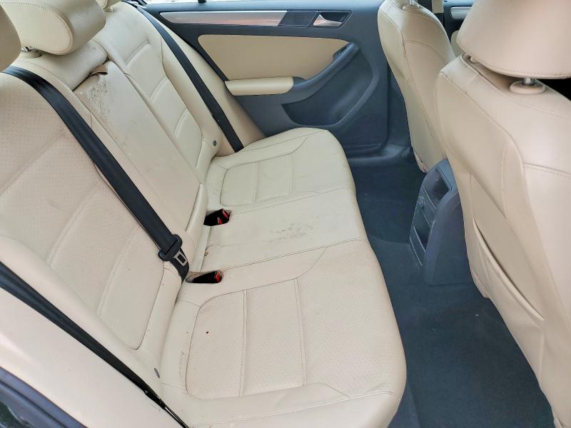 Photo 10 from auction – 2017 VOLKSWAGEN JETTA with VIN 3VWB67AJ7HM235945