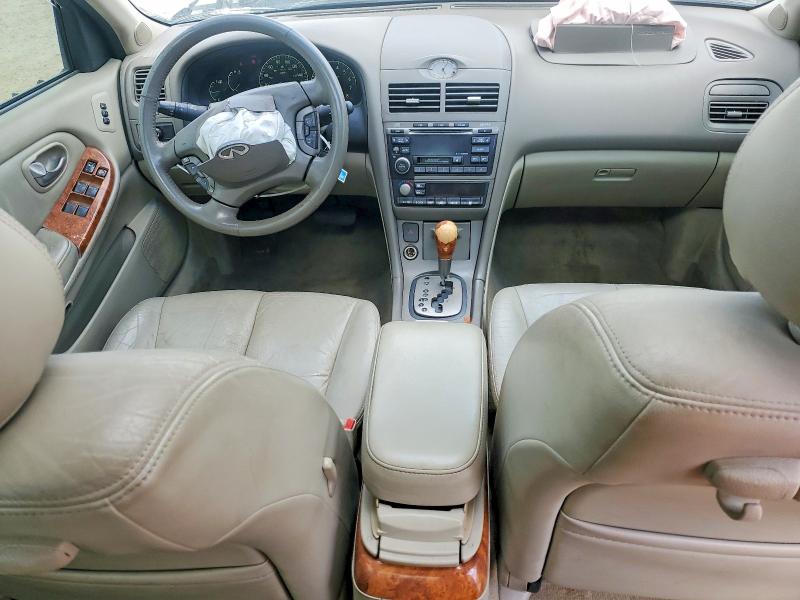 Photo 8 from auction – 2002 INFINITI I35 with VIN JNKDA31AX2T027827