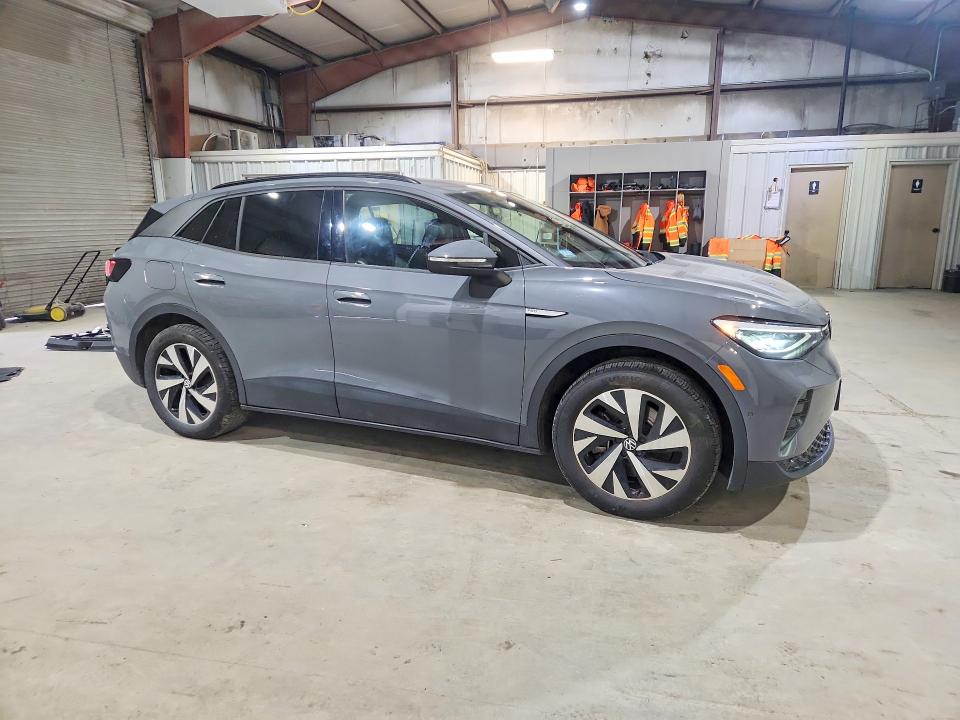 Photo 4 from auction – 2023 VOLKSWAGEN ID.4 with VIN 1V2CMPE82PC030388