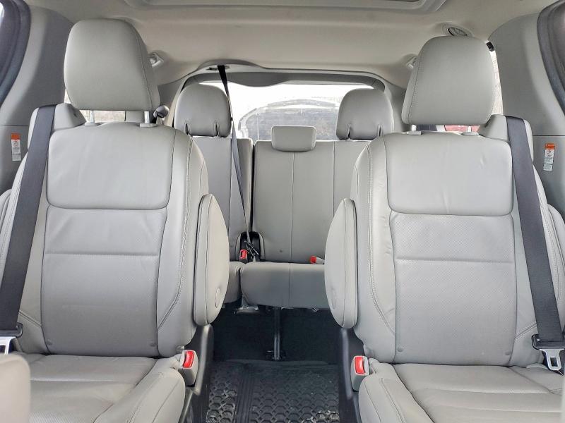 Photo 10 from auction – 2015 TOYOTA SIENNA with VIN 5TDYK3DC2FS618249