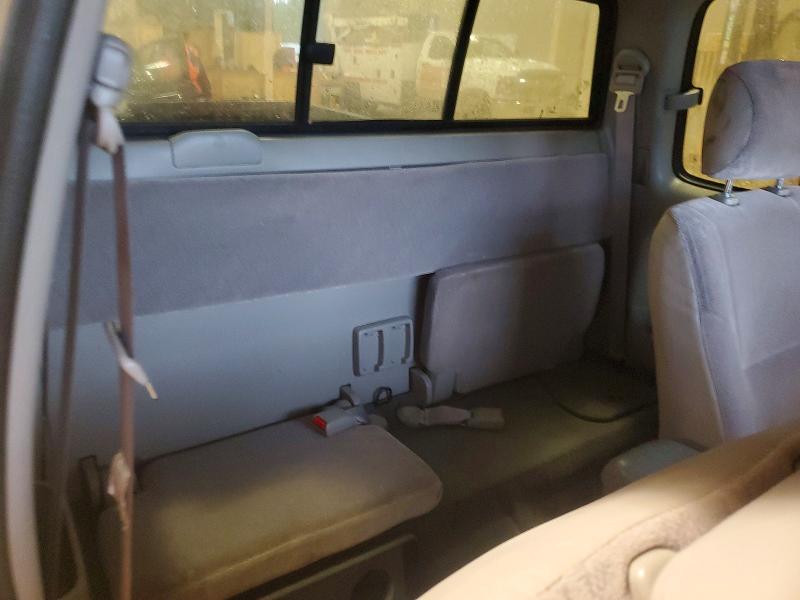 Photo 10 from auction – 2002 TOYOTA TACOMA with VIN 5TEWN72N52Z091377