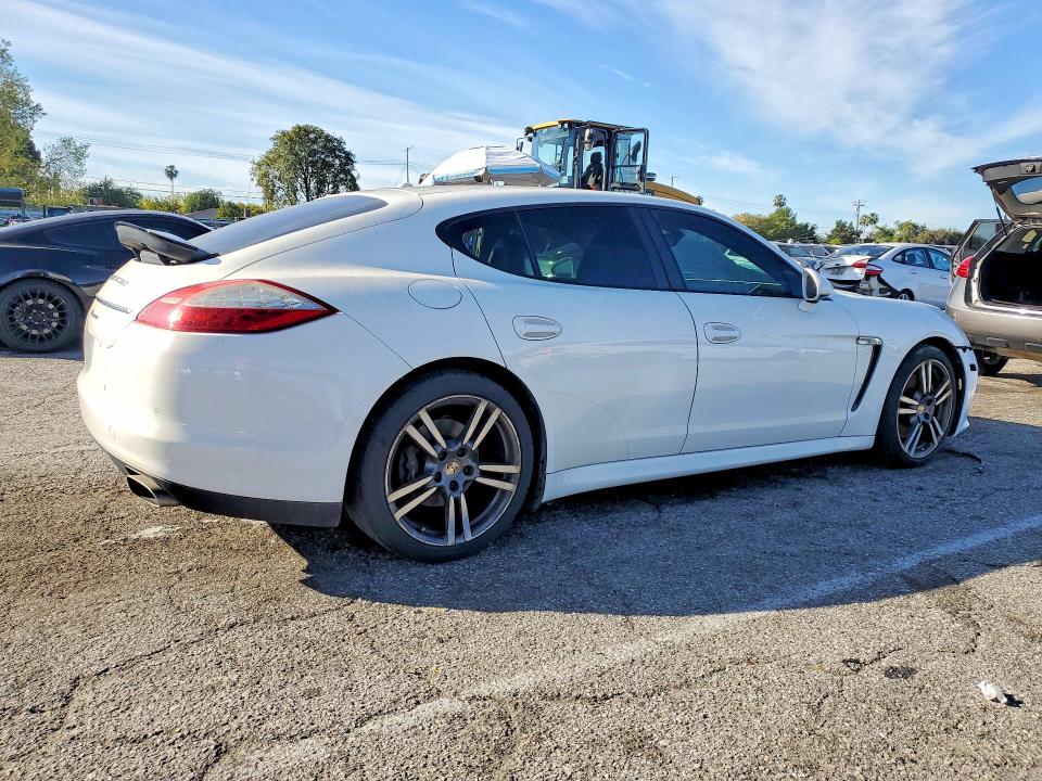 Photo 3 from auction – 2012 PORSCHE PANAMERA with VIN WP0AA2A78CL071376