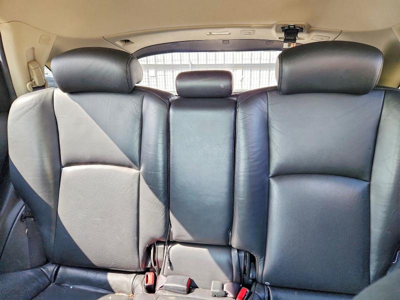 Photo 10 from auction – 2005 INFINITI FX35 with VIN JNRAS08W45X211207